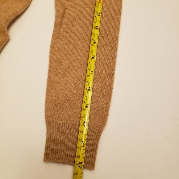 Lord & Taylor Cashmere Argyle V-Neck Long Sleeve Pullover Sweater - Picture 8 of 11